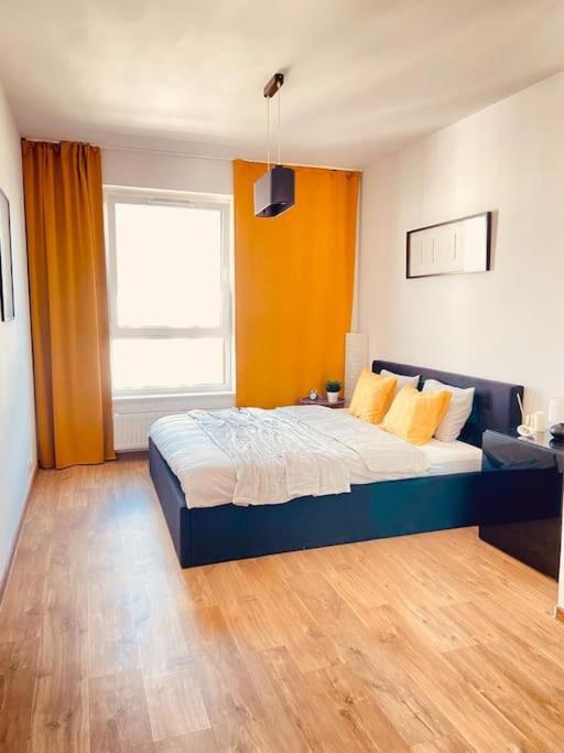Spacious,Stylish And Comfortable 2 Room Apartment With Million Dollar View Warszawa Eksteriør bilde